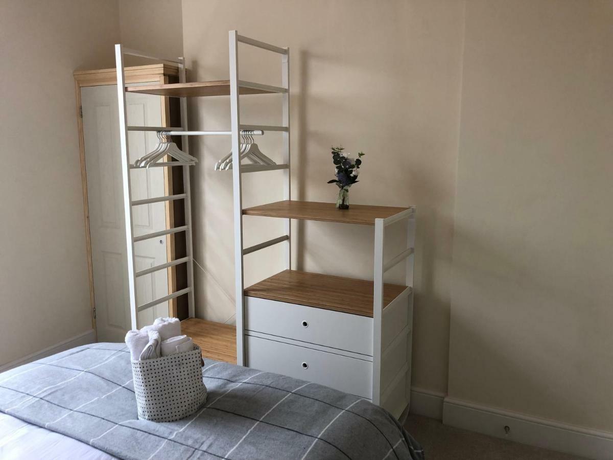 Wight On The Beach, Sleeps 4, Free Off Road Parking, Balcony With Sea Views Ryde  Zewnętrze zdjęcie